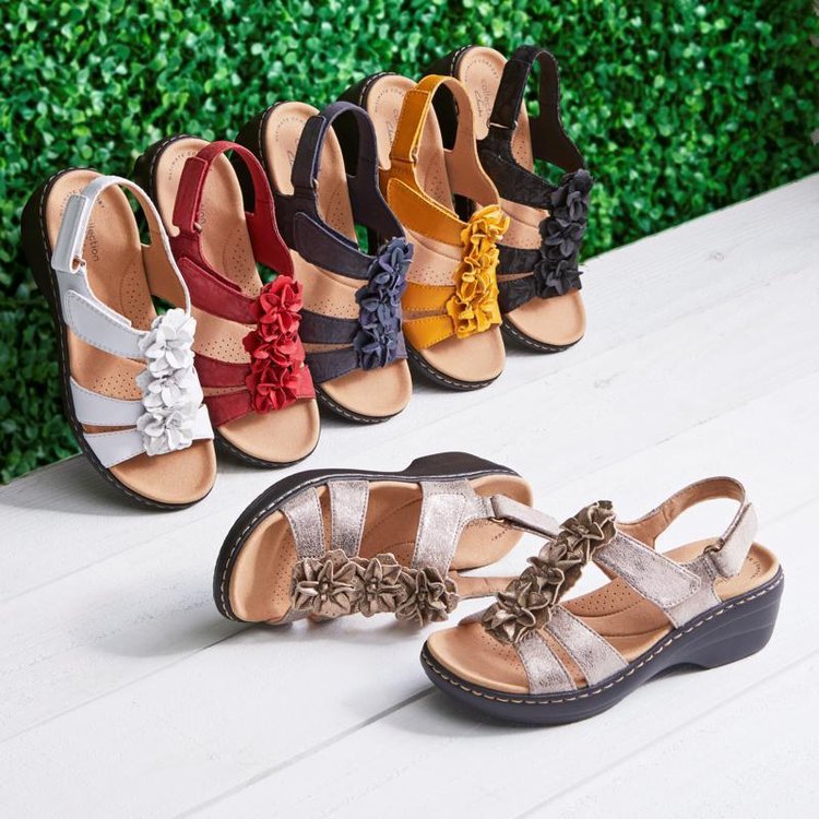Flower Appliques Hook-and-loop Fastener Wedge Sandals