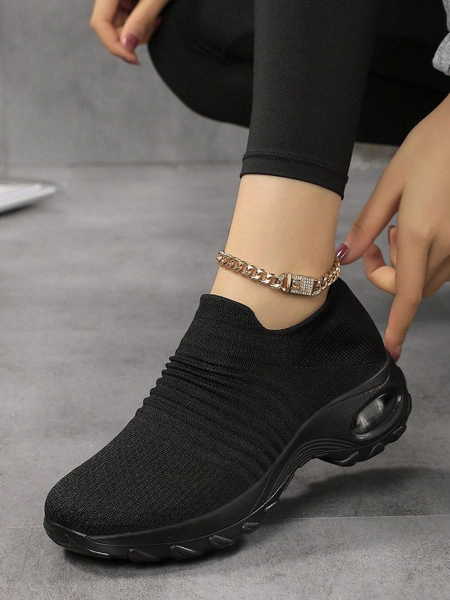 Sports Color Block Breathable Slip On Block Heel Fly Woven Shoes